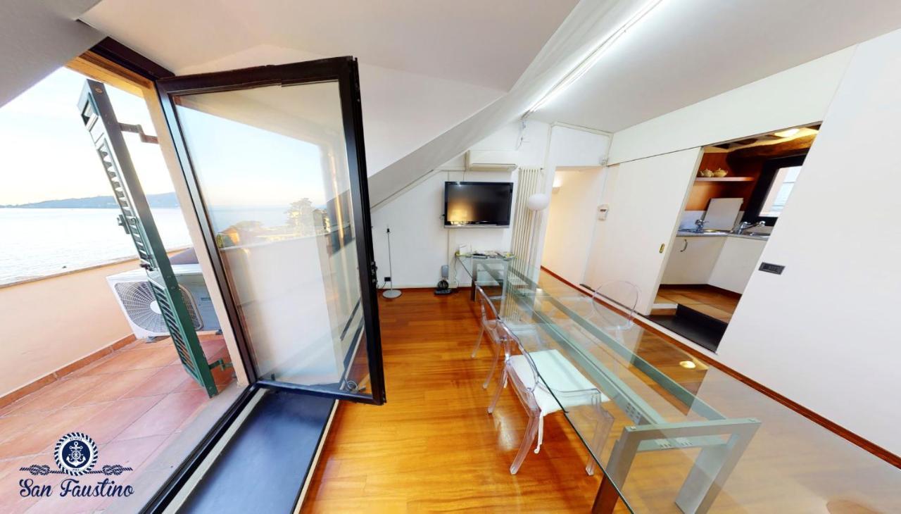 Welcome Riviera - Attico San Faustino 165 Mq Piu 110 Mq Di Terrazza- In Villa 700 ,Vista Mare Strepitosa-100 M Dalla Spiaggia-Parking Esclusivo Rapallo Luaran gambar
